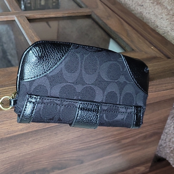 - Coach wristlet black super cute large enough for phone. - Picture 6 of 16
